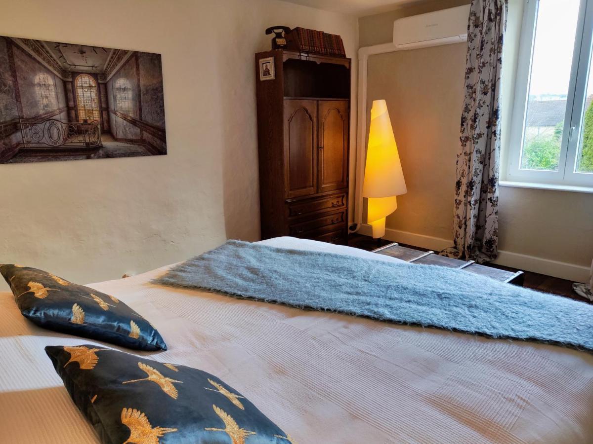 Melay  Maison Egalite מראה חיצוני תמונה