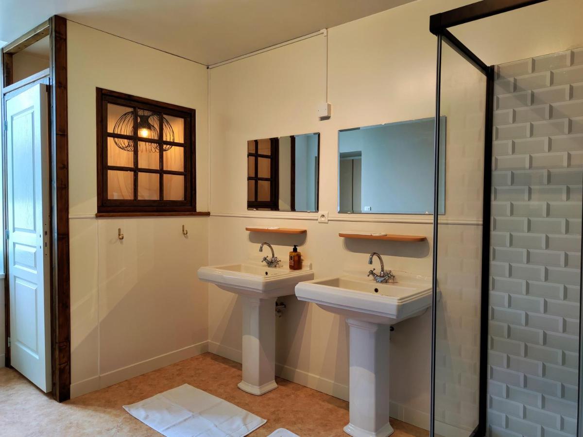 Melay  Maison Egalite מראה חיצוני תמונה