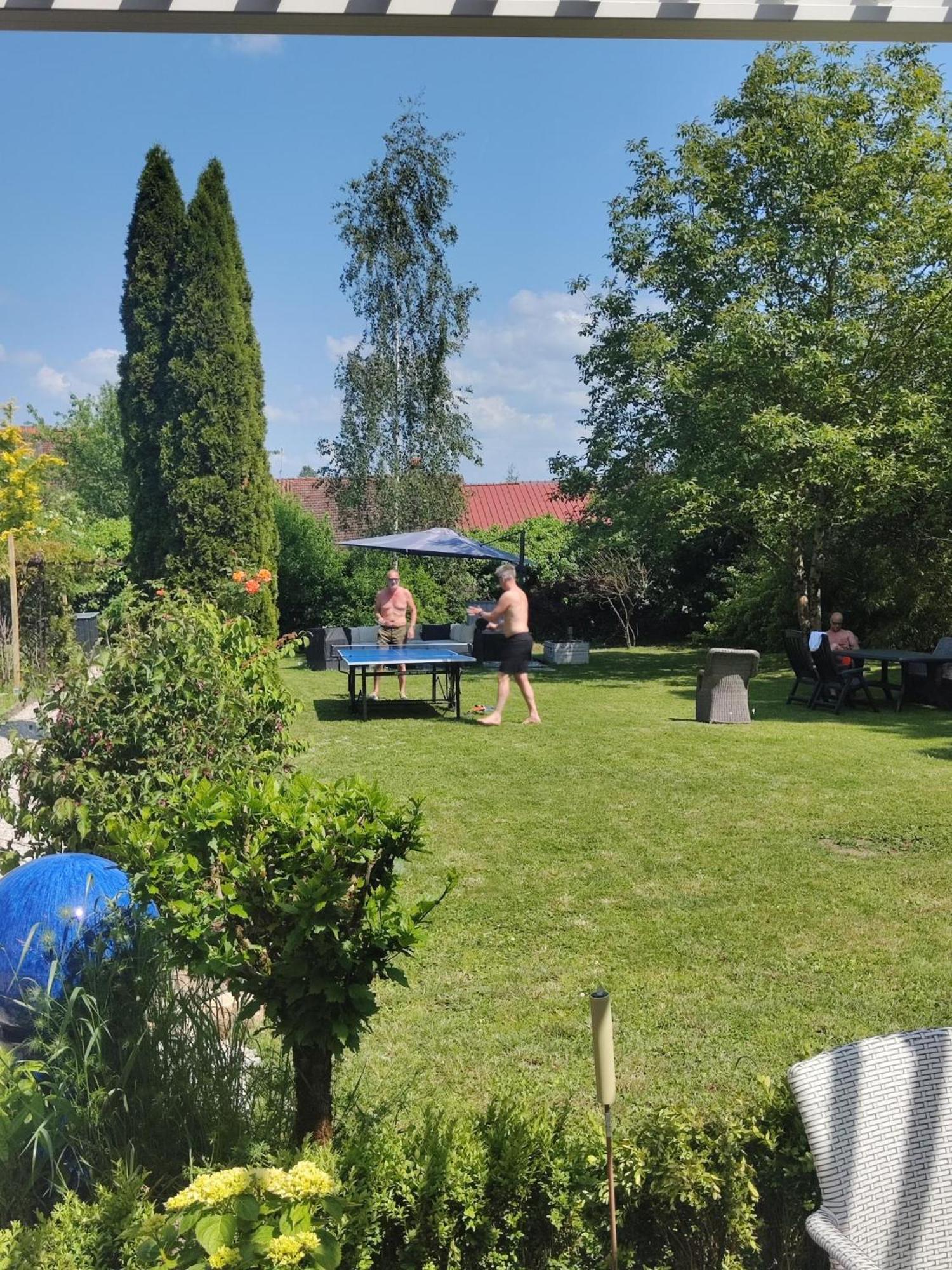Melay  Maison Egalite מראה חיצוני תמונה