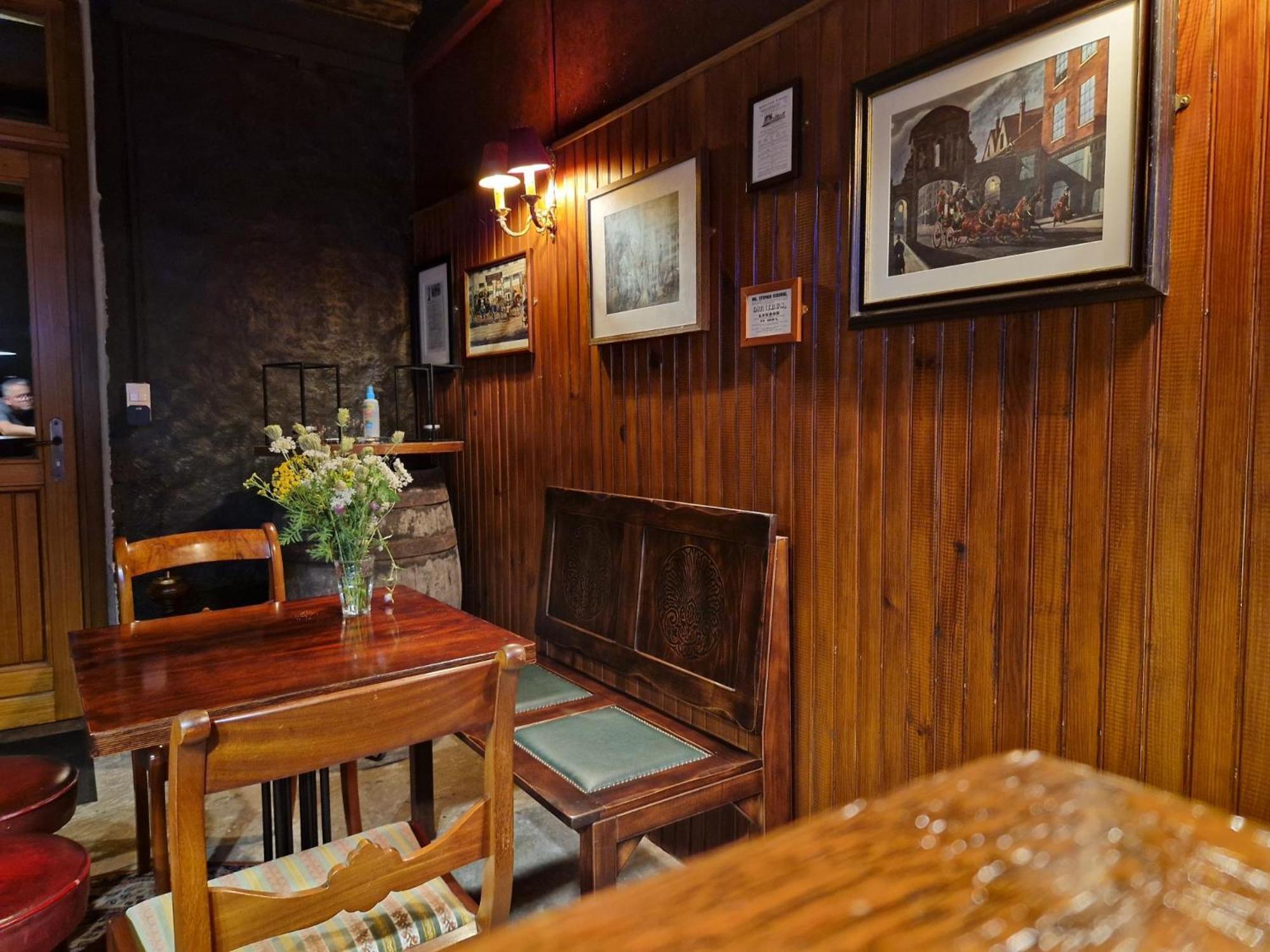 Melay  Maison Egalite מראה חיצוני תמונה