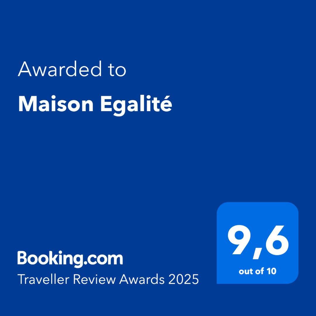 Melay  Maison Egalite מראה חיצוני תמונה